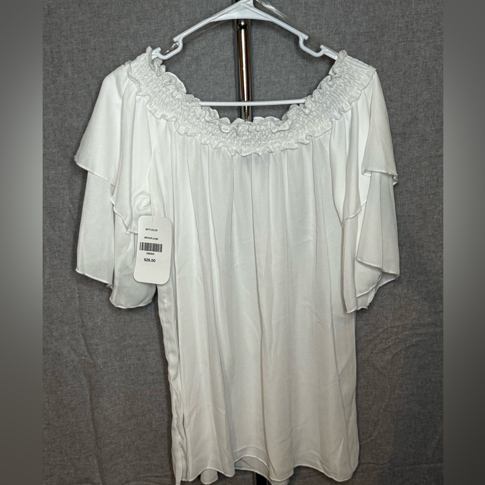 NEW WITH TAGS White Off-Shoulder Blouse